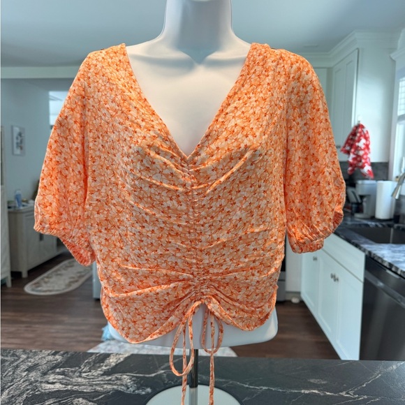 H&M NWT drawstring cinched cropped top L - Picture 1 of 10
